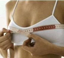medir o tamaño do peito antes do aumento mamario